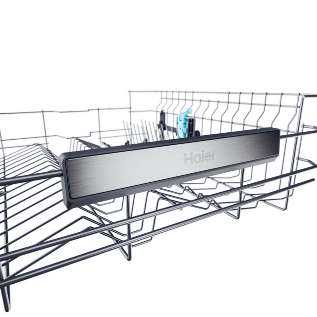 Haier XF 5C7M0W-80 White Dishwasher 15 Place Settings