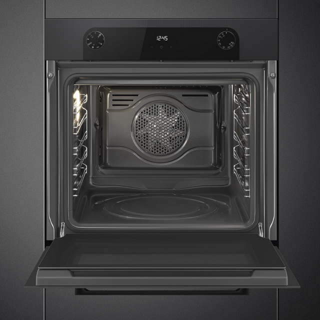 Smeg SF6200TBI 59.7cm Built-In Electric Oven Black